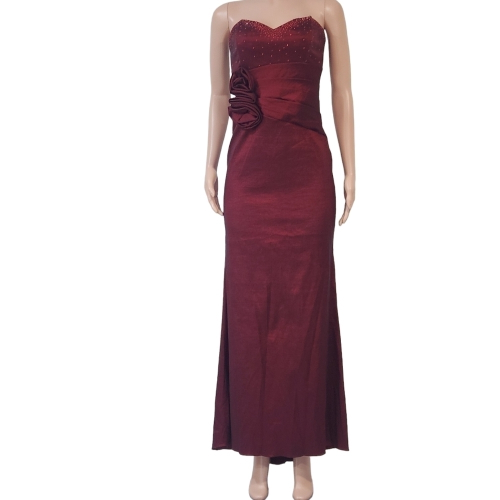 Betsy & Adam Women's Burgundy Polyester Off The Shoulders Long Maxi Dress Size 6